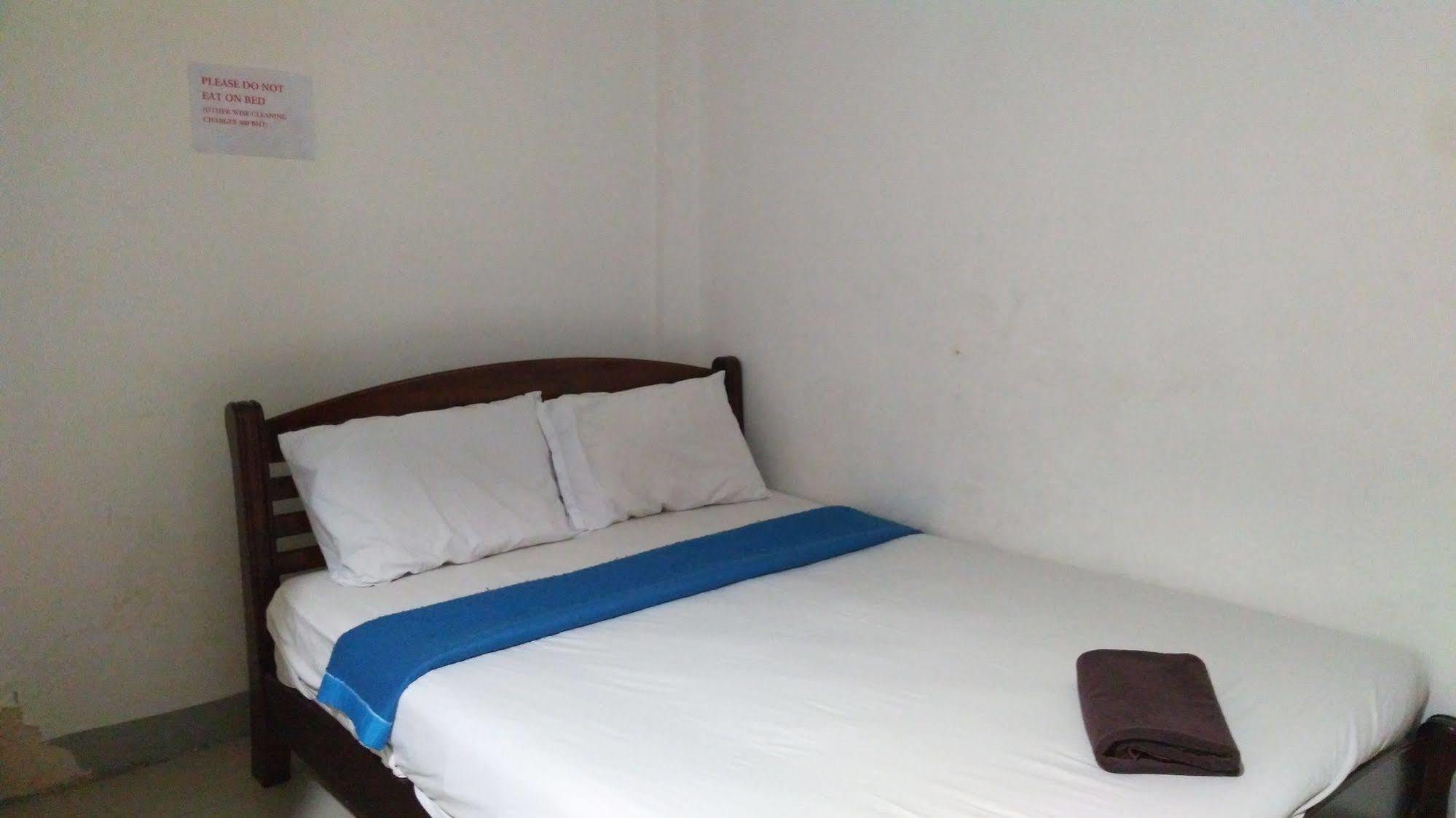 Alsana Hotel Бангкок Экстерьер фото