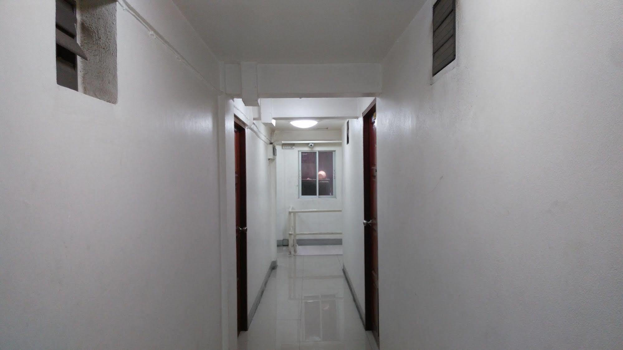 Alsana Hotel Бангкок Экстерьер фото